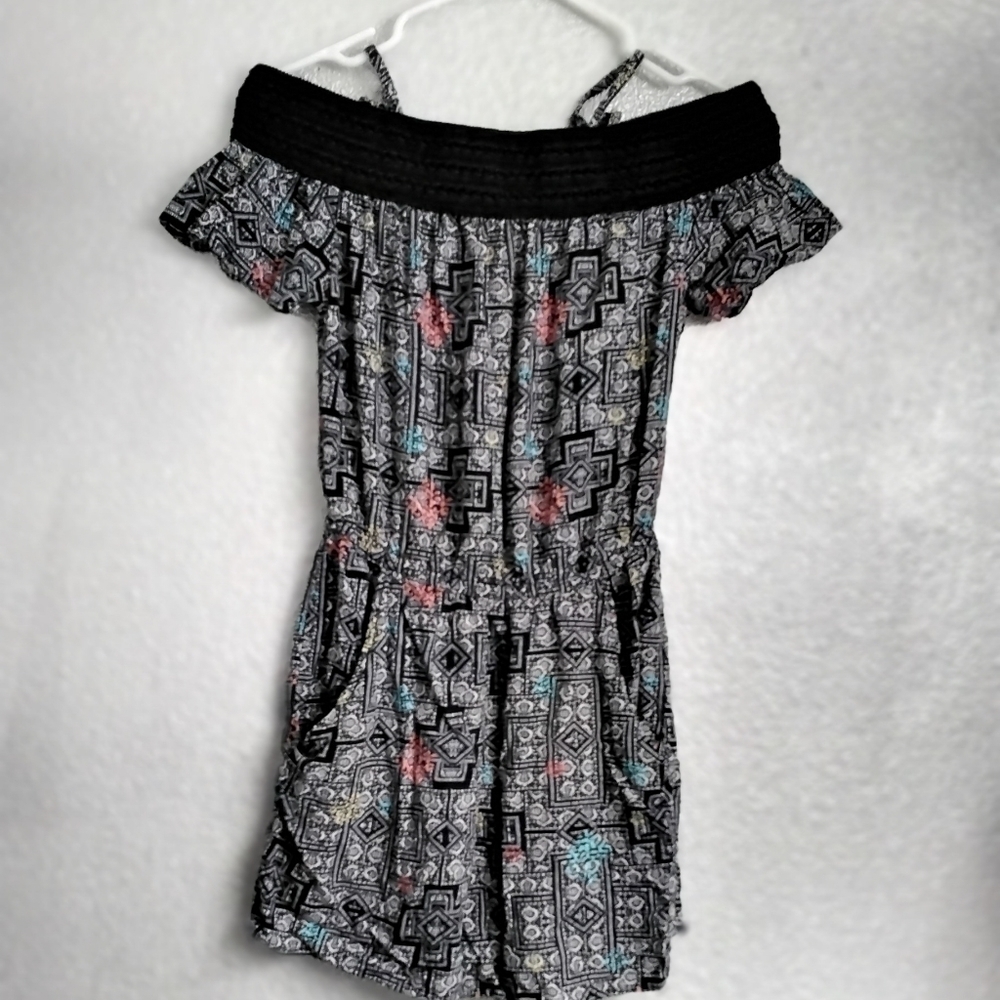 No Boundaries Juniors Off The Shoulder Romper Size 7/9